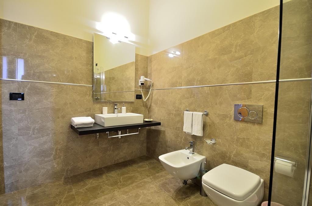Hotel Del Corso SantʼAntìoco المظهر الخارجي الصورة